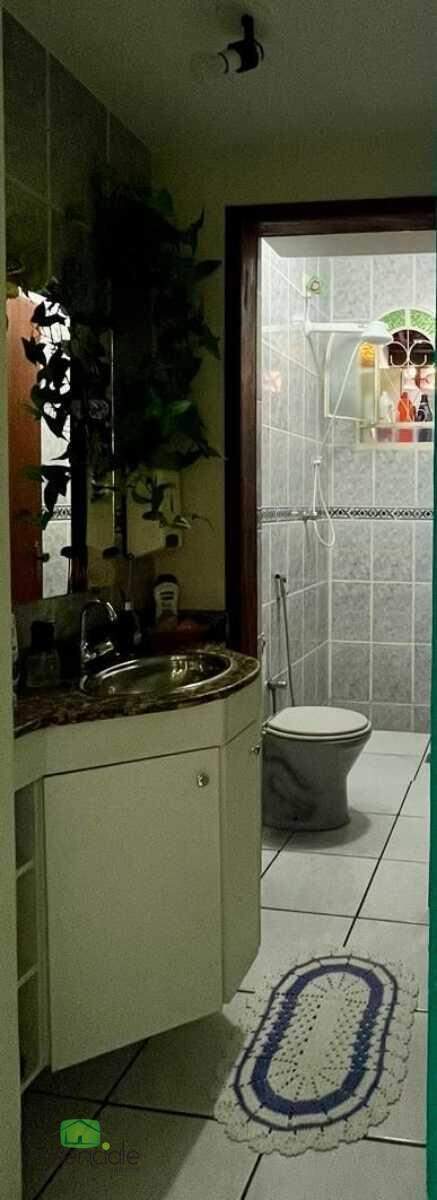 Casa de Condomínio de 82m² e 3 quartos no bairro Fonte Grande à venda por R$ 550.000
