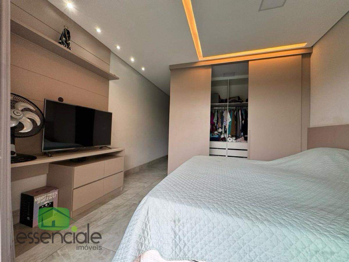 Casa com 450 m² e 3 quartos no bairro São Gonçalo à venda por R$ 1.890.000 aceita permuta