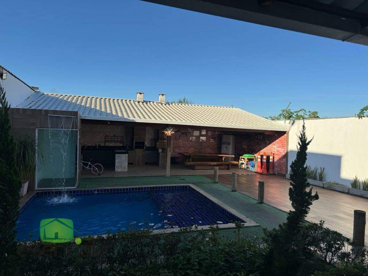 Casa com 450 m² e 3 quartos no bairro São Gonçalo à venda por R$ 1.890.000 aceita permuta