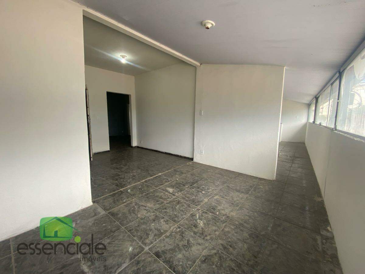 Casa com 4 quartos 268 m² no bairro Bernardo Monteiro à venda por 350.000
