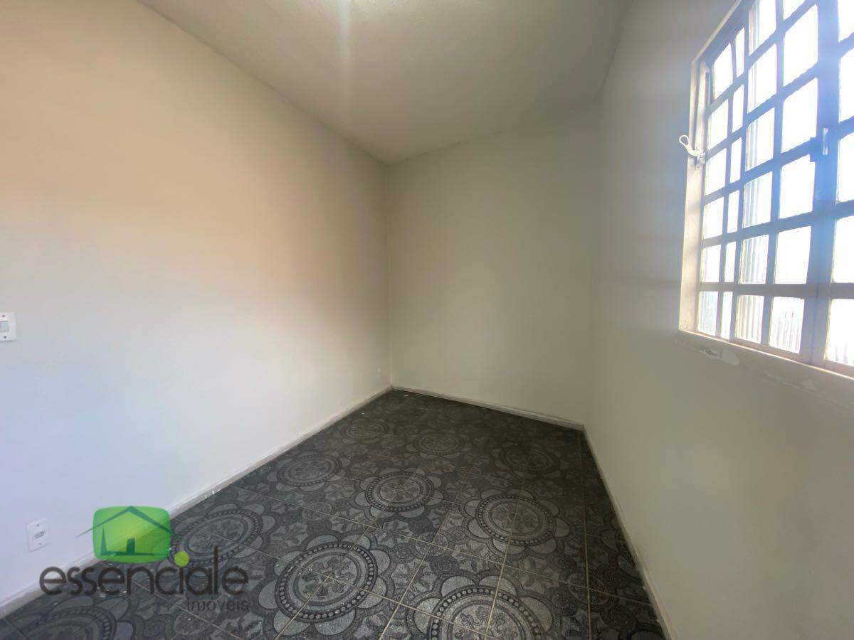 Casa com 4 quartos 268 m² no bairro Bernardo Monteiro à venda por 350.000