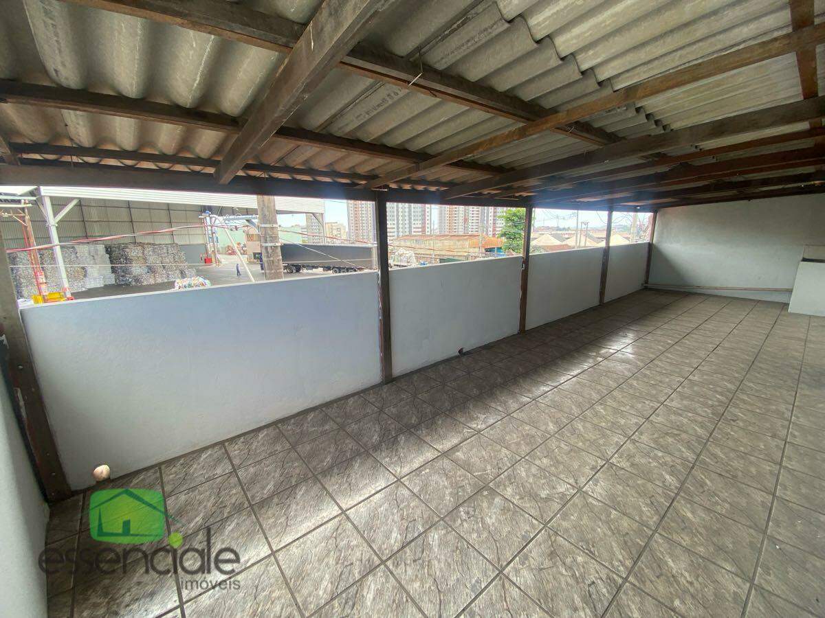Casa com 4 quartos 268 m² no bairro Bernardo Monteiro à venda por 350.000