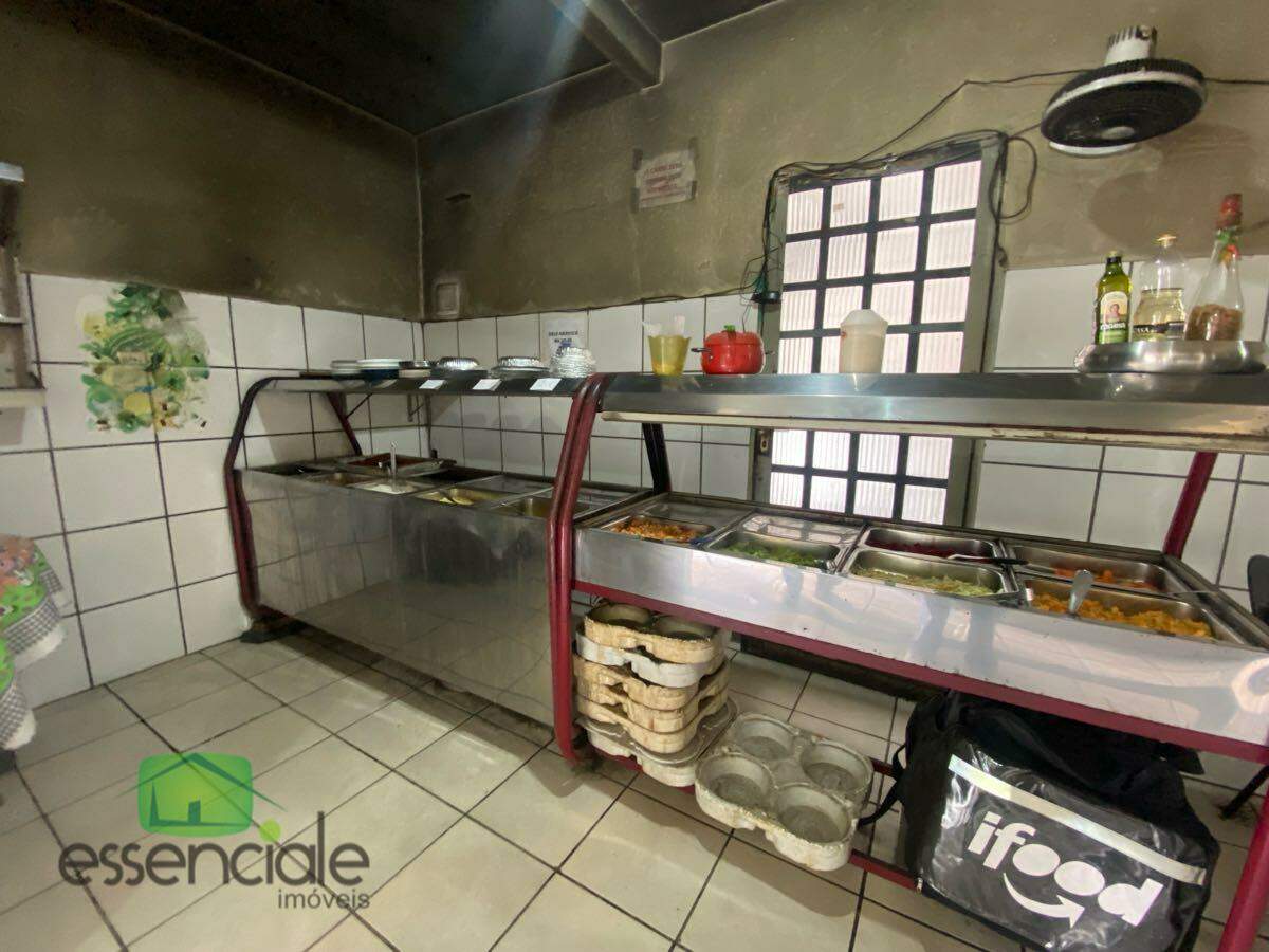 Casa com 4 quartos 268 m² no bairro Bernardo Monteiro à venda por 350.000