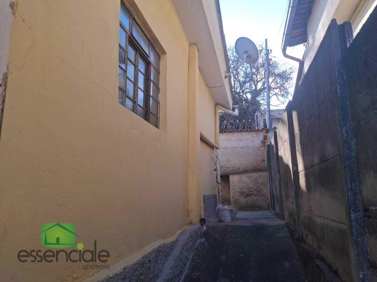 Lote de 360 m² no bairro Novo Riacho à venda por R$ 560.000