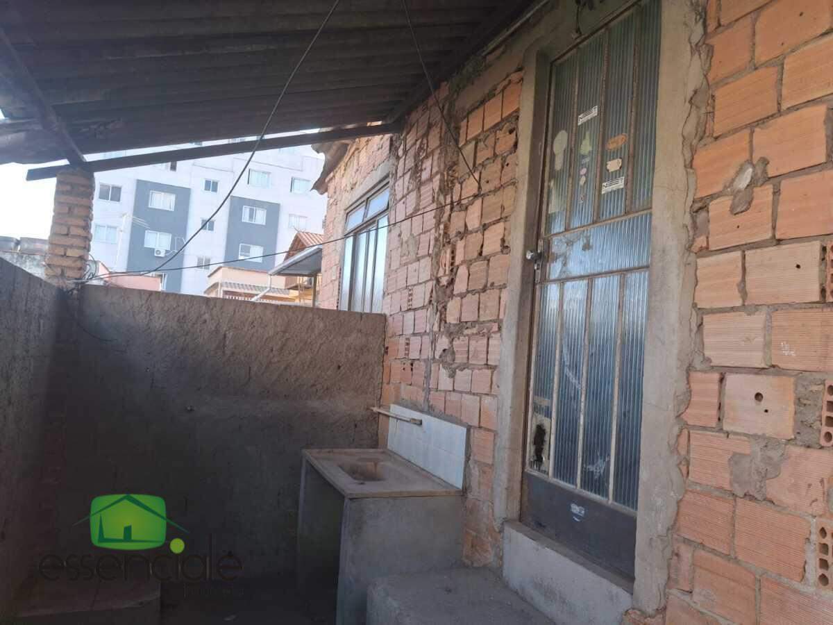 Lote de 360 m² no bairro Novo Riacho à venda por R$ 560.000