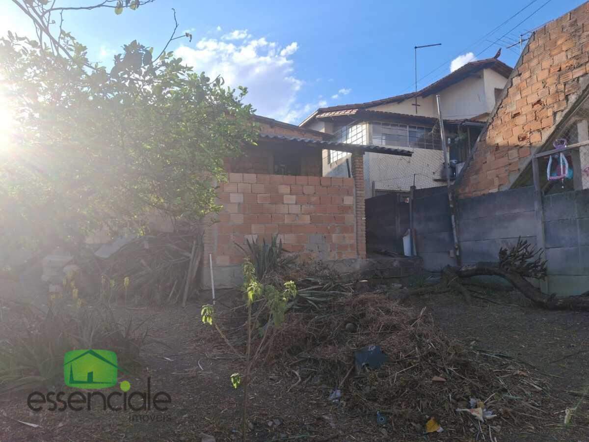Lote de 360 m² no bairro Novo Riacho à venda por R$ 560.000
