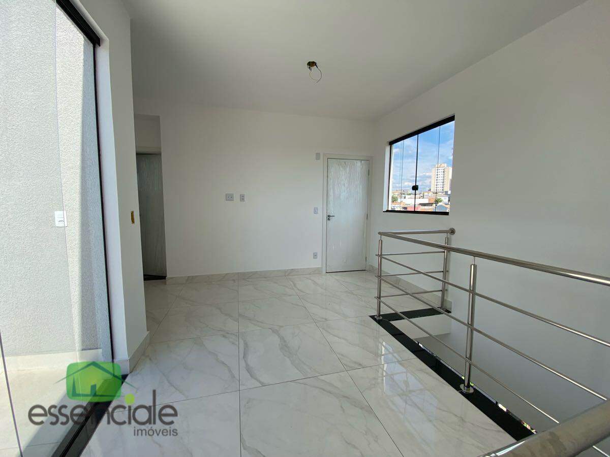 Cobertura com 165 m² e 3 quartos no bairro Europa à venda por: R$ 800.000 aceita financiamento
