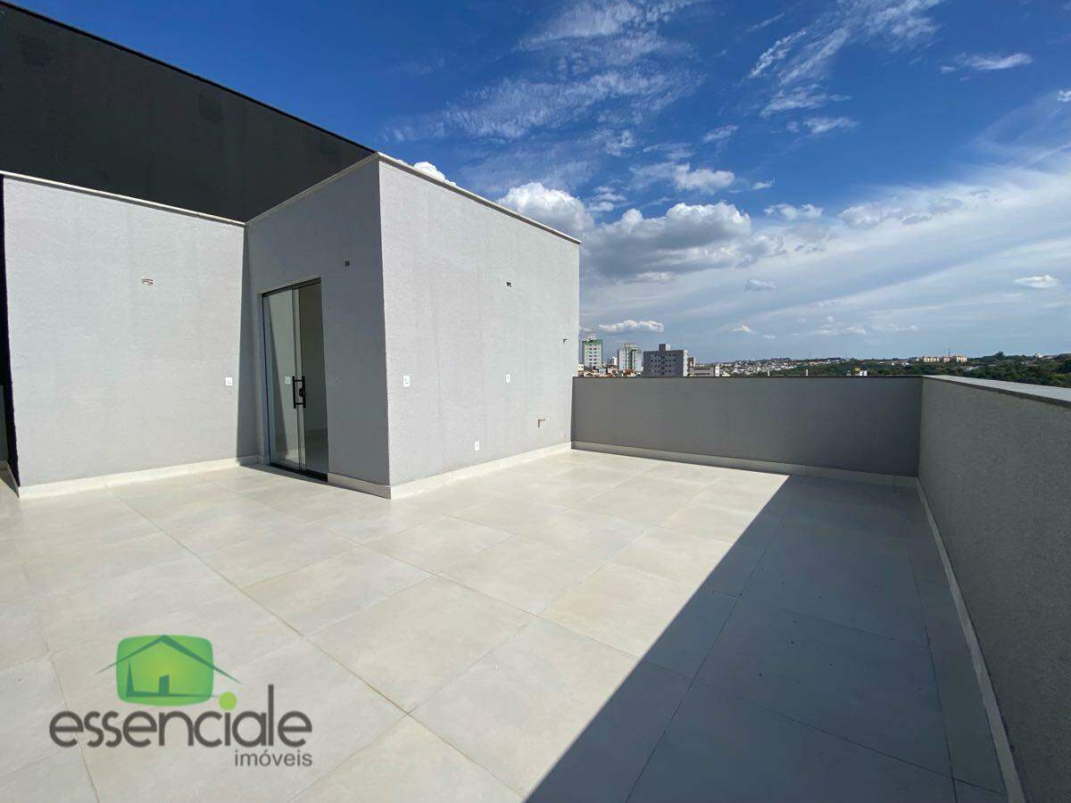 Cobertura com 165 m² e 3 quartos no bairro Europa à venda por: R$ 800.000 aceita financiamento