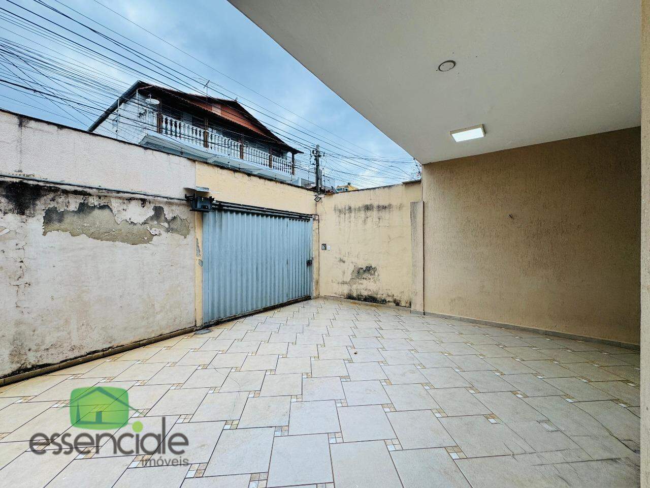 Casa de 360 m² e 3 quartos no bairro Novo Riacho à venda por R$ 795.000