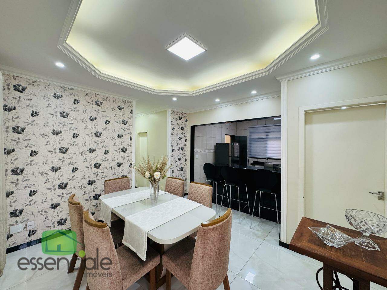 Casa de 360 m² e 3 quartos no bairro Novo Riacho à venda por R$ 795.000