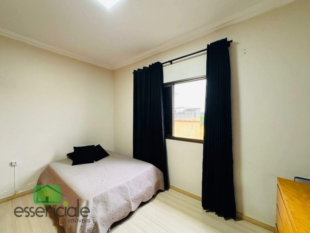 Casa de 360 m² e 3 quartos no bairro Novo Riacho à venda por R$ 795.000