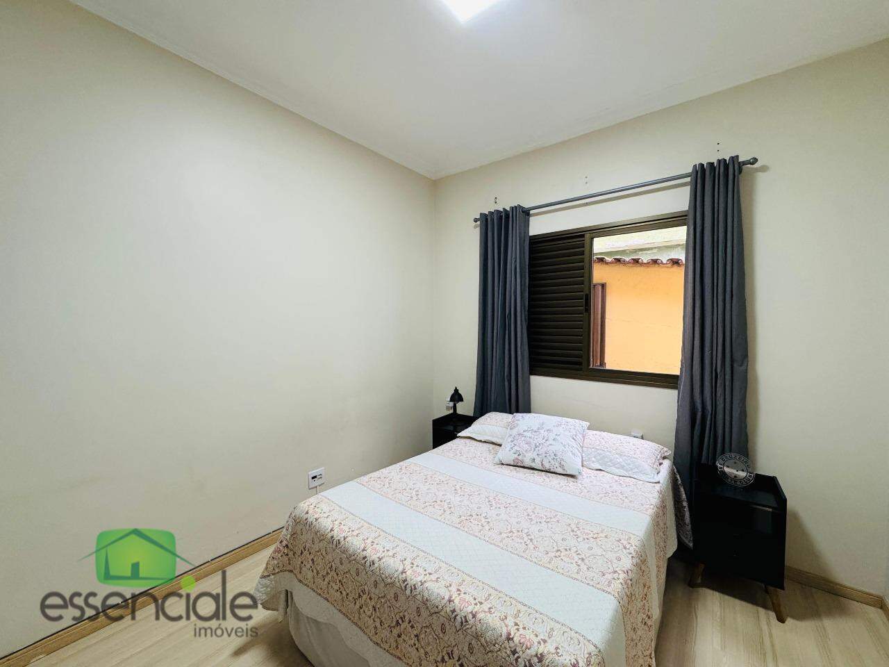 Casa de 360 m² e 3 quartos no bairro Novo Riacho à venda por R$ 795.000