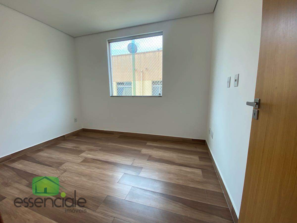 Cobertura com 174 m² e 4 quartos no bairro Eldorado à venda por R$ 800.000