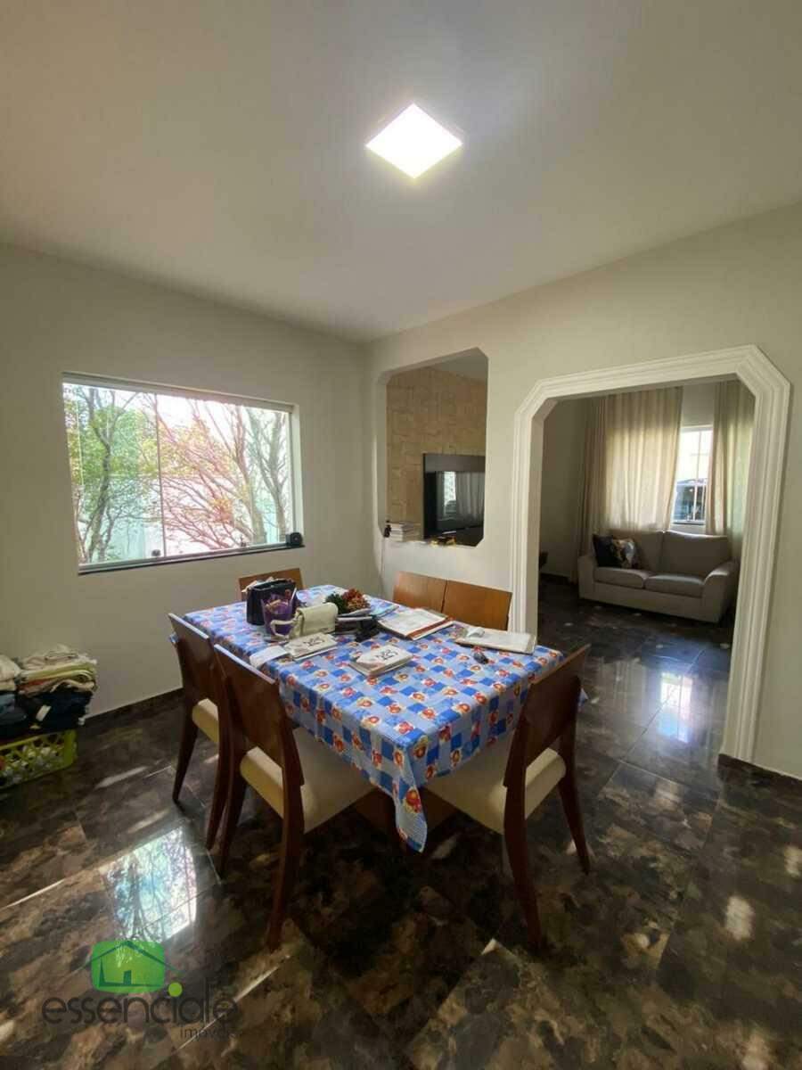 Casa de 367 m² no bairro N. Sra. de Fátima à venda por R$ 870.000 Aceita Financiamento