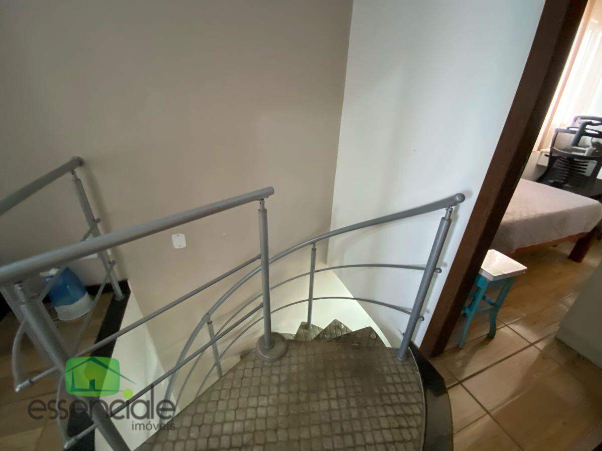 Casa Geminada de 90 m² e 3 quartos no bairro Amazonas à venda por R$ 425.000