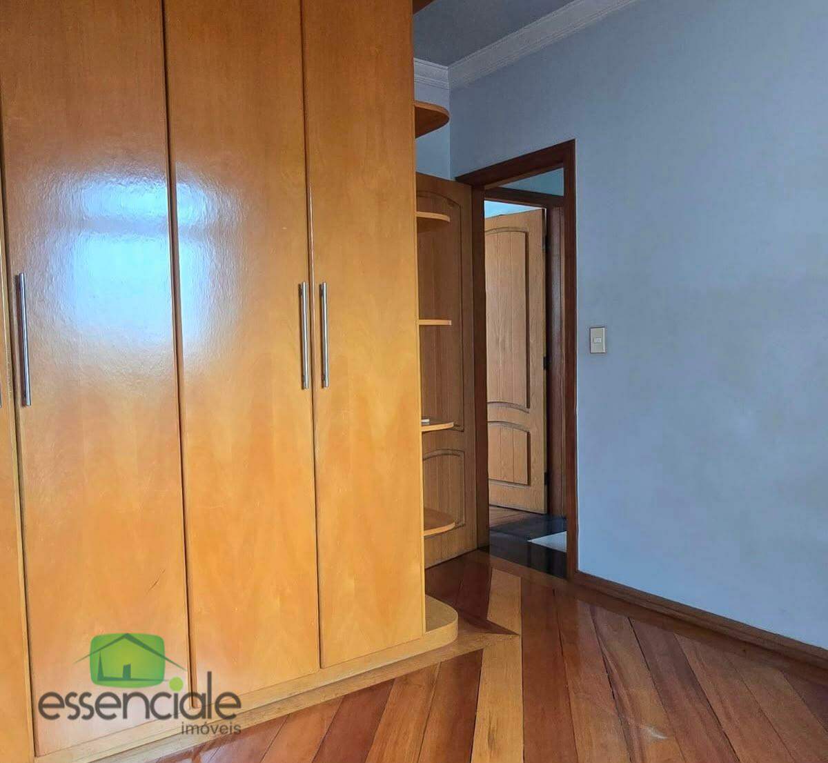 Cobertura com 100 m² e 4 quartos no bairro Gloria à venda por R$ 850.000 aceita financiamento