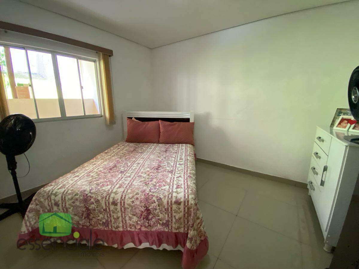 Casa de 360m² e 3 quartos no bairro Novo Riacho à venda por R$ 520.000