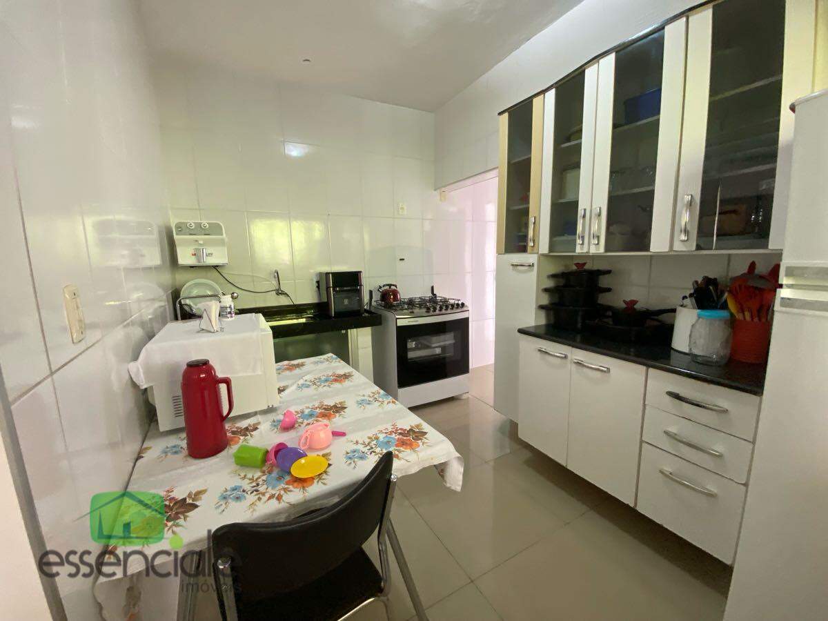 Casa de 360m² e 3 quartos no bairro Novo Riacho à venda por R$ 520.000