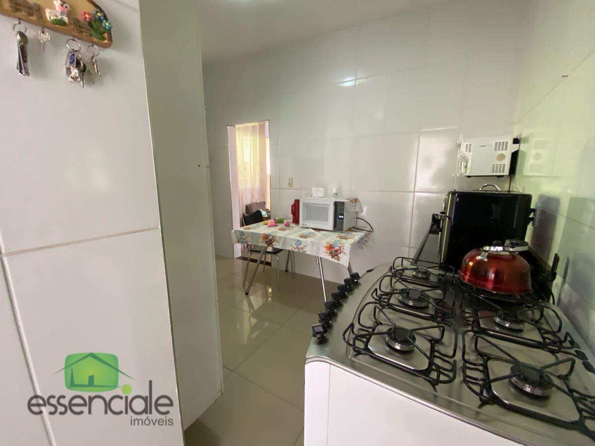 Casa de 360m² e 3 quartos no bairro Novo Riacho à venda por R$ 520.000