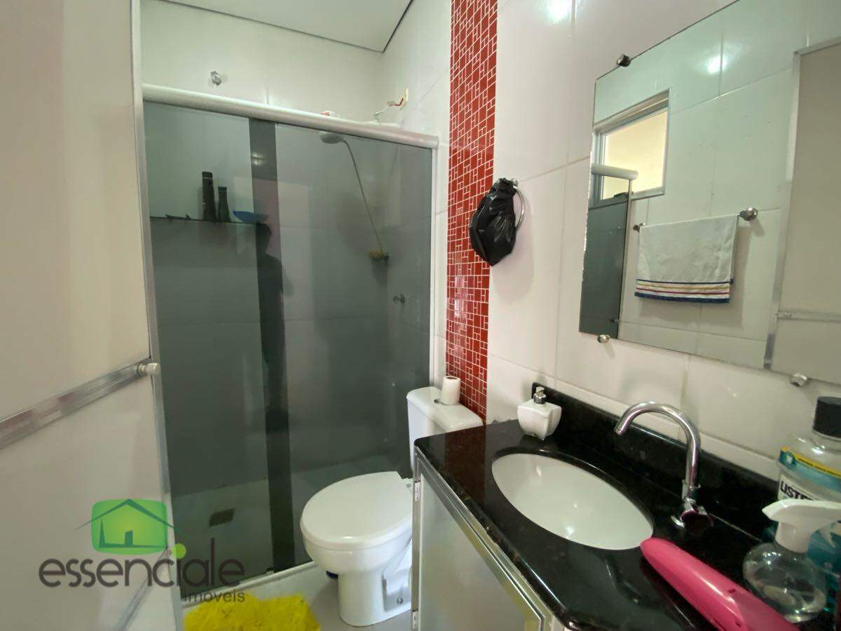 Casa de 360m² e 3 quartos no bairro Novo Riacho à venda por R$ 520.000