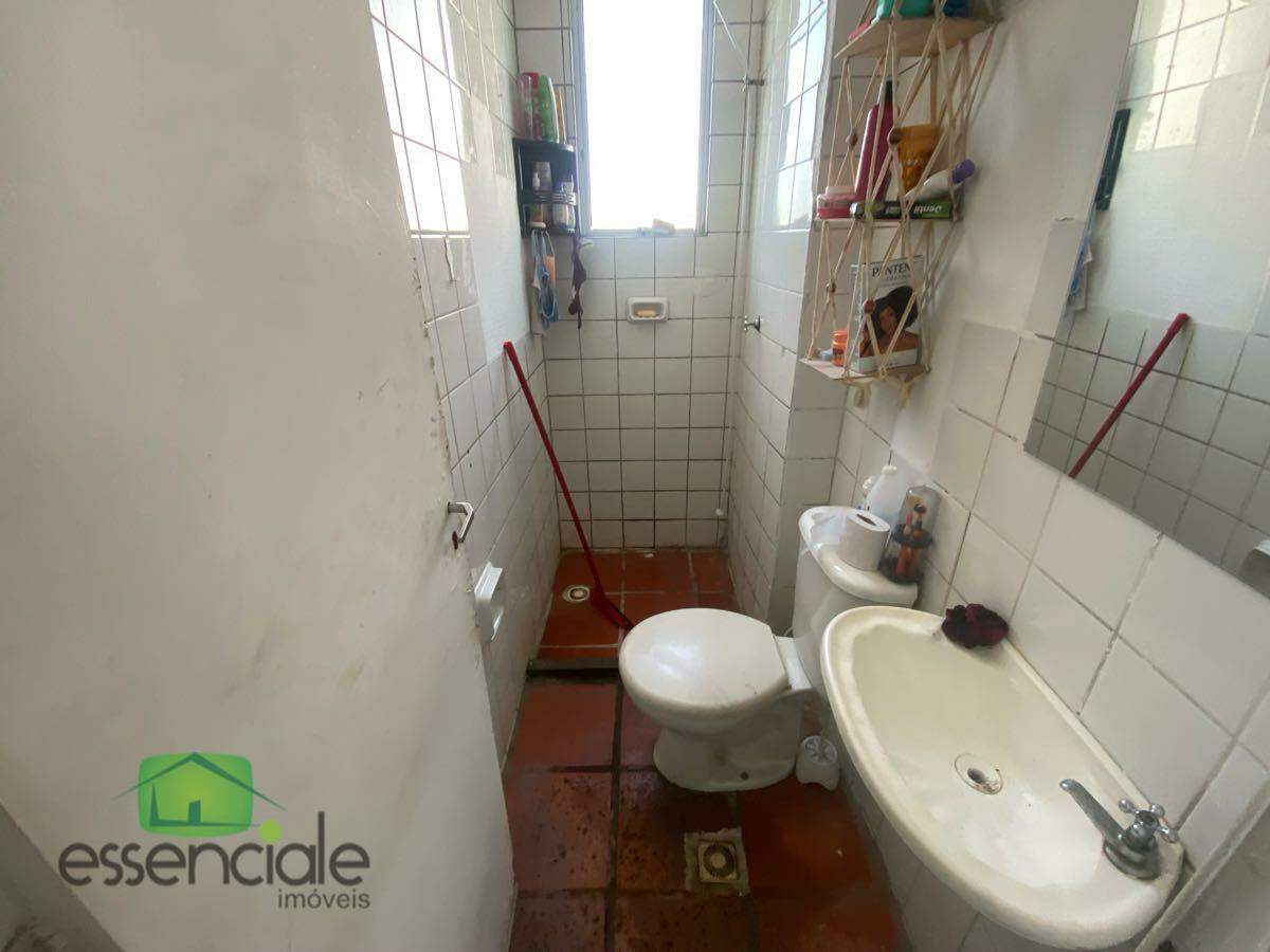 Apartamento com 2 quartos e 50 m² no bairro Jardim Industrial à venda por: R$ 150.000