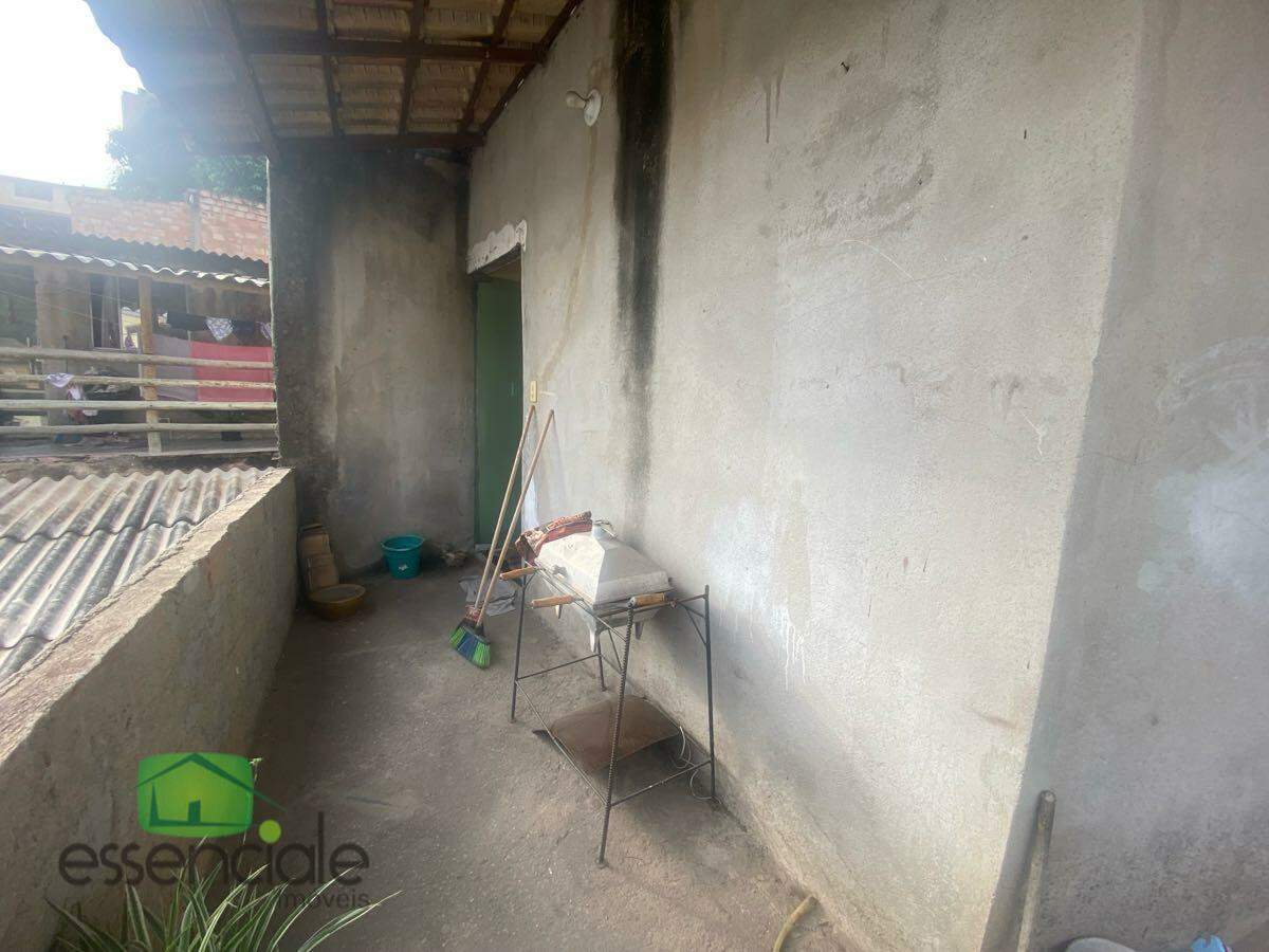 Casa de 120 m² e 2 quartos no bairro Alvorada à venda por R$ 480.000