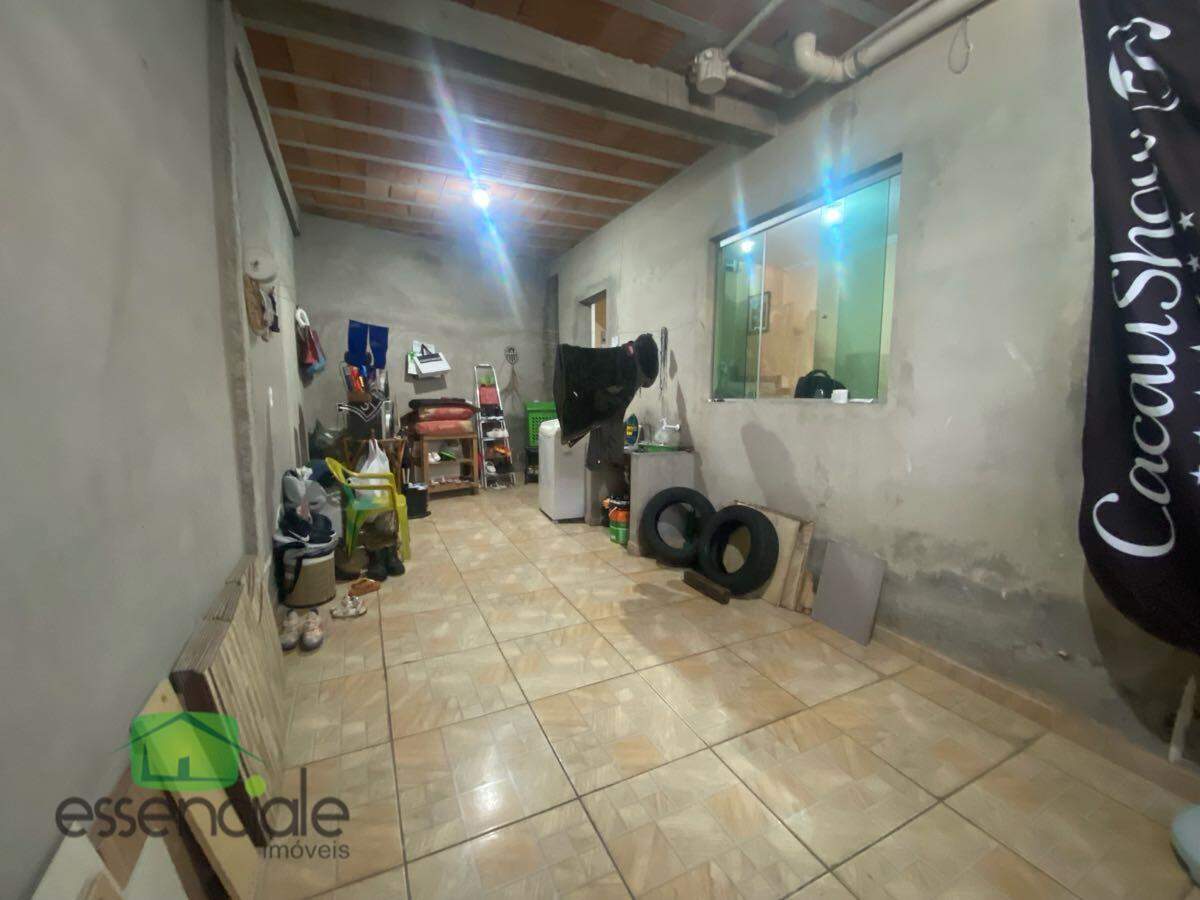 Casa de 120 m² e 2 quartos no bairro Alvorada à venda por R$ 480.000