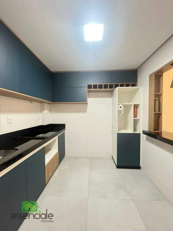 Apartamento com Área Privativa 2 quartos suite, à Venda no Bairro São Luis Contagem/MG