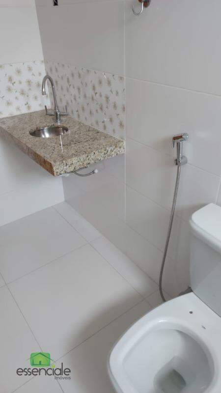 Casa Geminada 3 Quartos com Suíte – Entrada Independente