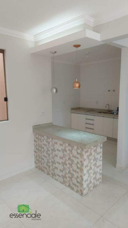Casa Geminada 3 Quartos com Suíte – Entrada Independente