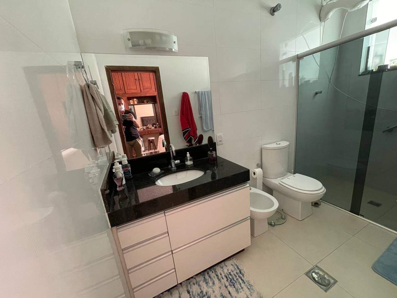 Casa comercial à venda no bairro Novo Eldorado em Contagem – 4 quartos, suíte e terraço