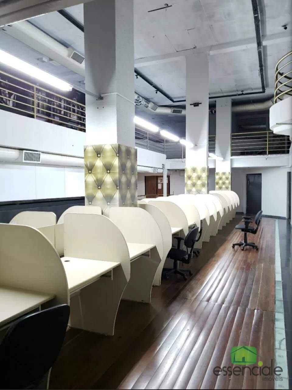 Alugo Prédio Comercial no Eldorado em Contagem/MG - R$ 50.000,00