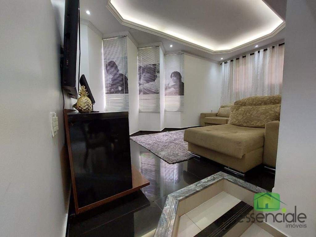 Casa de esquina com 4 quartos, suíte com hidromassagem e espaço gourmet – 6 vagas de garagem