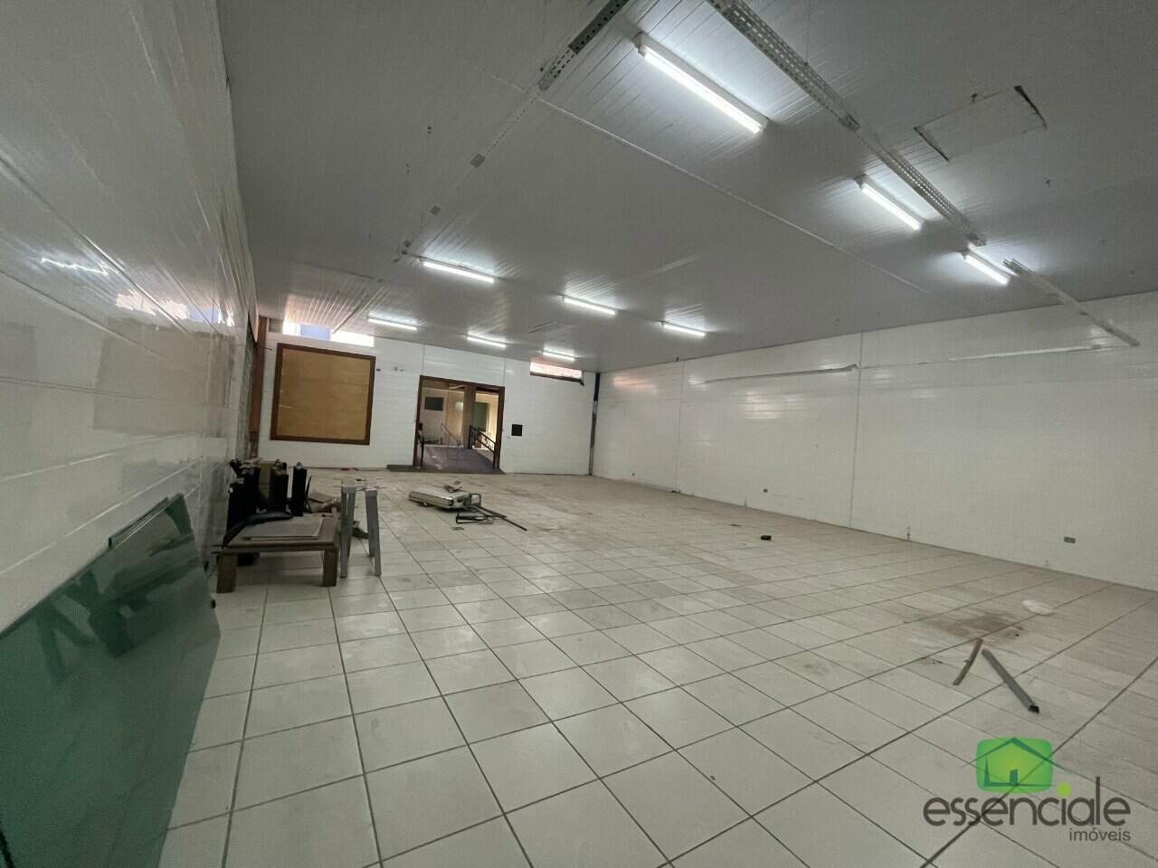Alugo Galpão Comercial 100m² no Eldorado em Contagem/MG - R$ 5.500,00