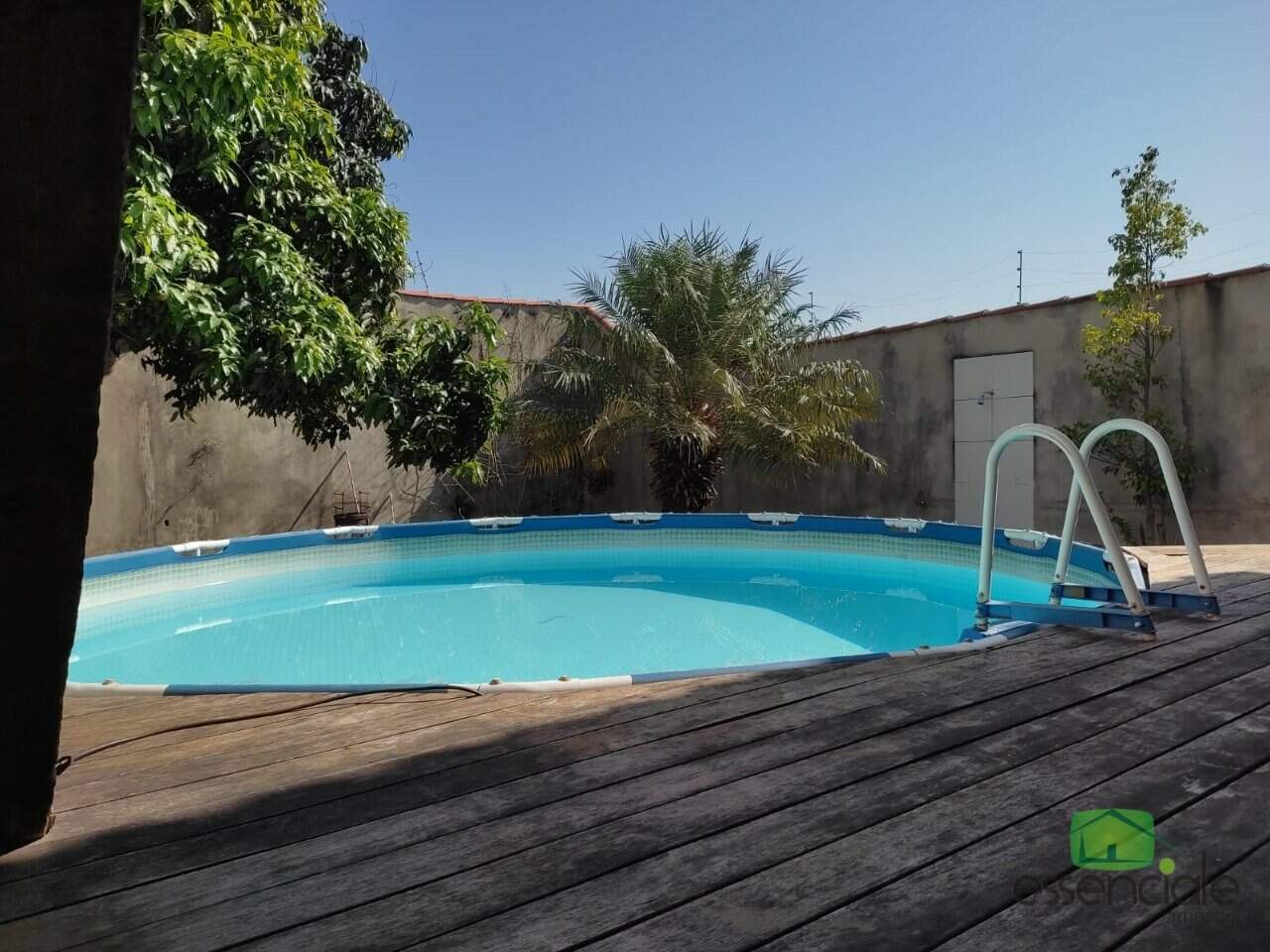 Casa à venda no bairro Arvoredo, em Contagem - MG