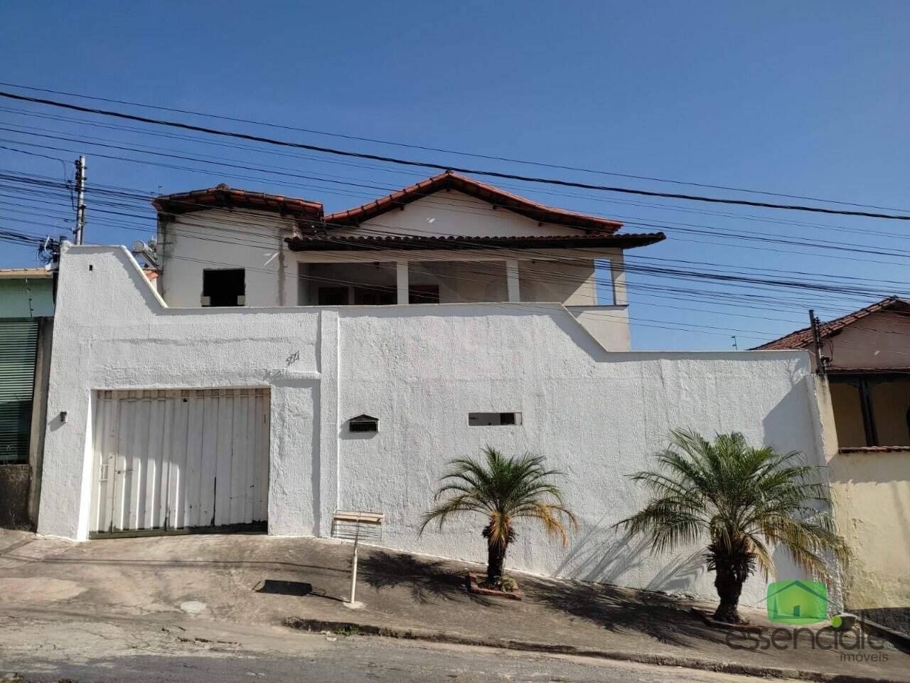 Casa à venda no bairro Arvoredo, em Contagem - MG