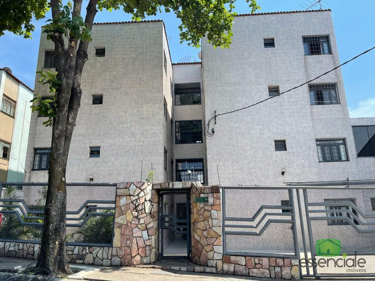 Apartamento térreo à venda no Eldorado – 2 quartos, vaga coberta e excelente localização