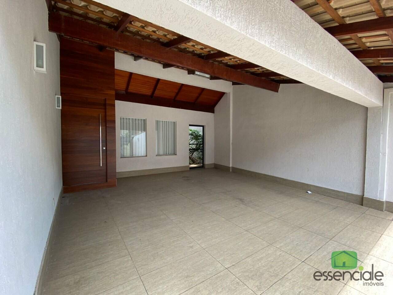 Casa à venda no bairro Central Park em Contagem – 3 quartos, 2 suítes, piscina e espaço gourmet