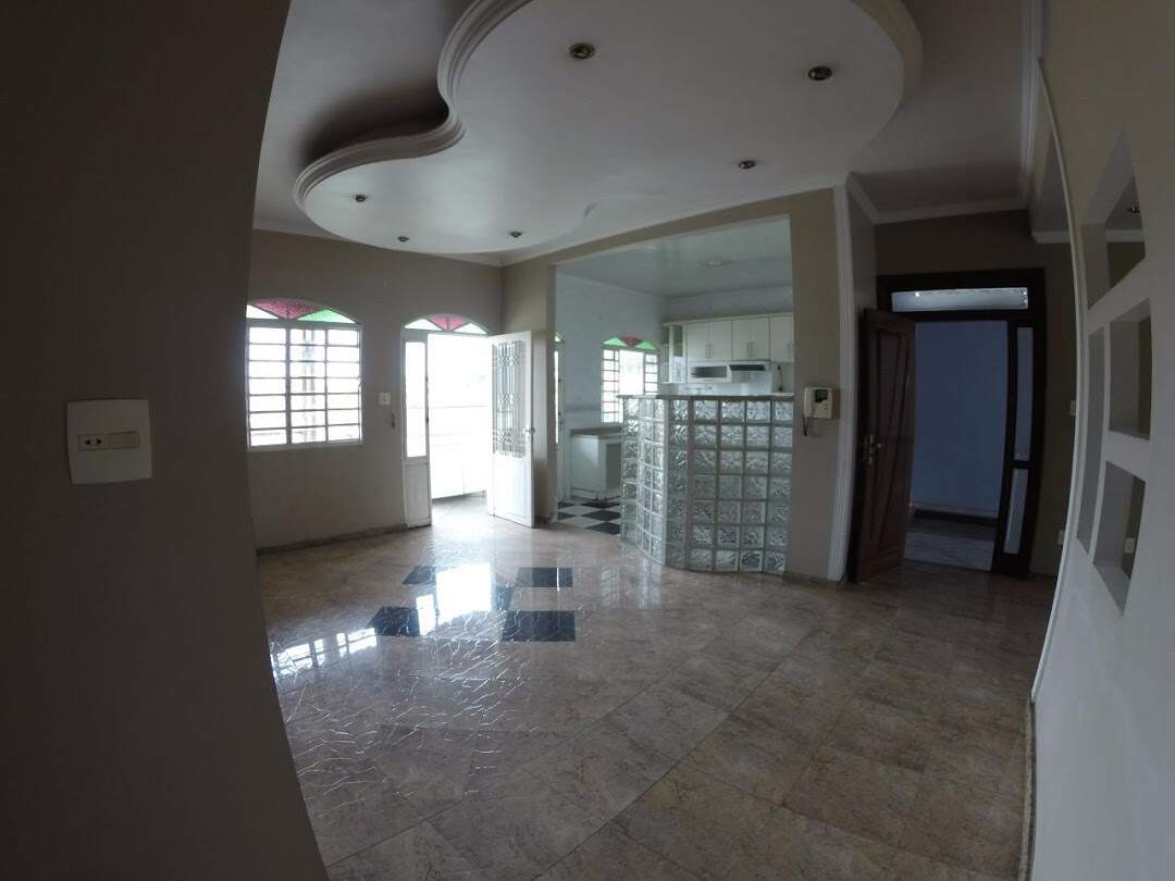 Casa à Venda no Bairro Riacho das Pedras – 3 Quartos, Piscina e Lojas Comerciais!