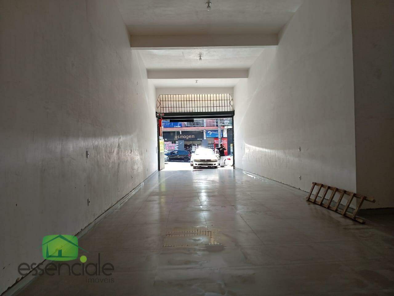 Alugo Loja Comercial 125m² na Av. Juscelino Kubitschek, Cidade Industrial-Contagem/MG - R$ 7.000,00
