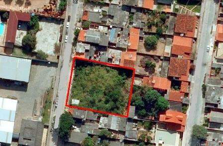 Terreno à Venda no Bairro Vila Darci Vargas – 1.200m², Plano e Murado