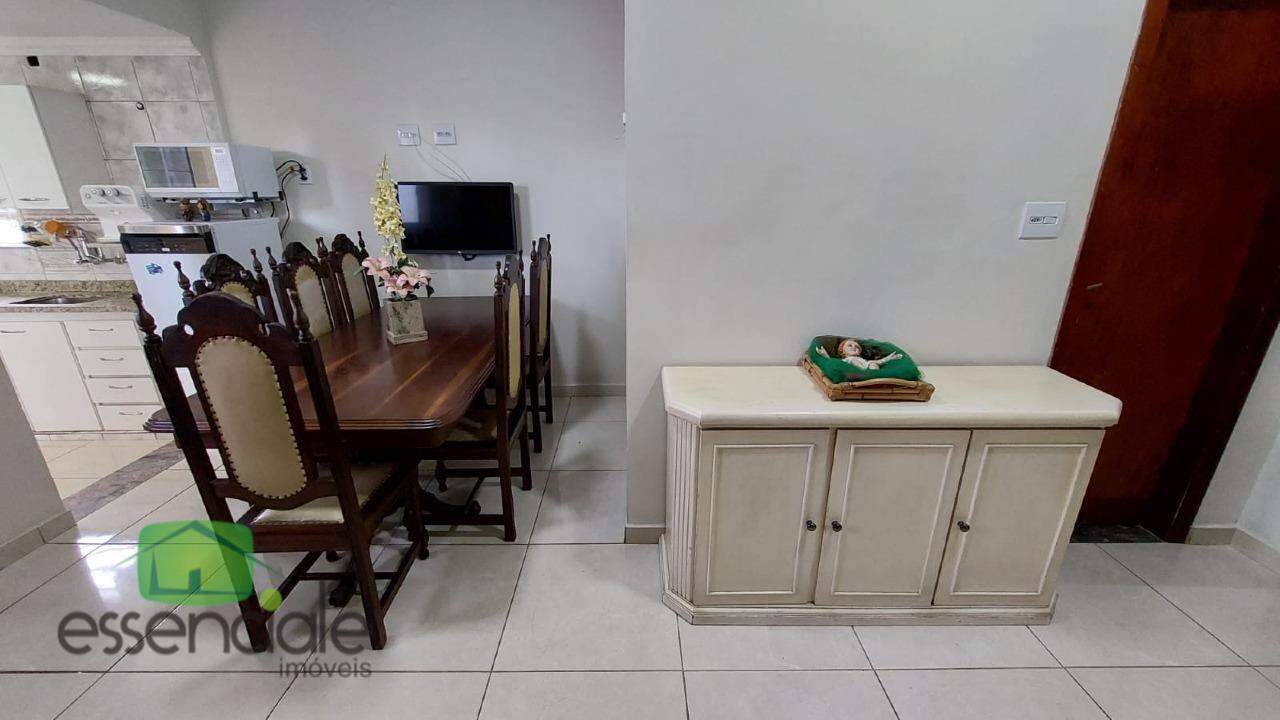 Casa ampla à venda no Bairro Eldorado – Contagem, com 4 quartos e barracão independente