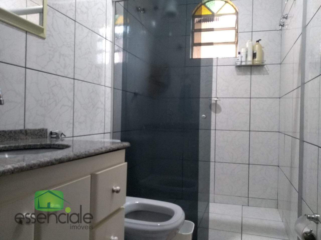 Casa à venda no bairro São Caetano, em Betim - MG