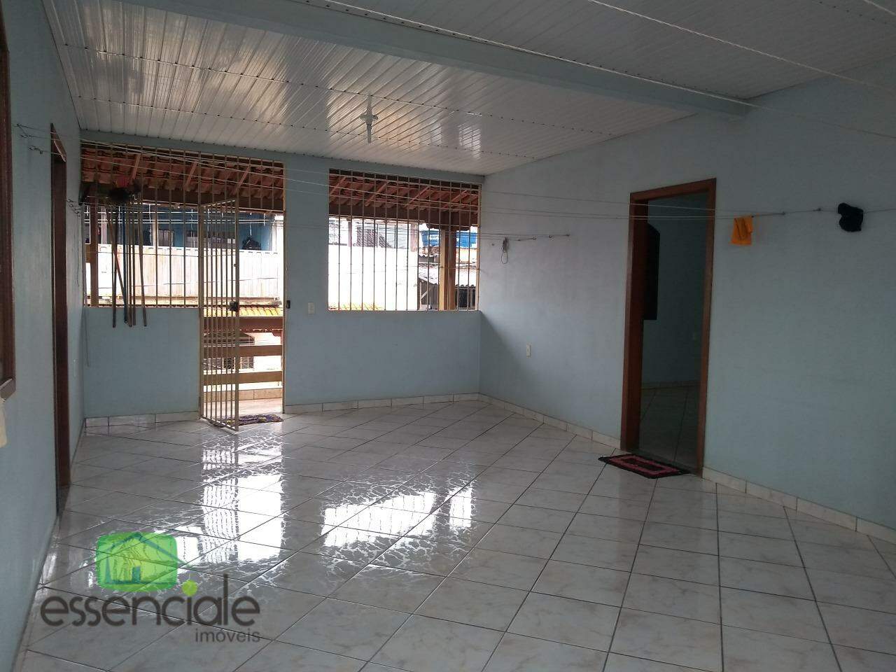 Casa à venda no bairro São Caetano, em Betim - MG