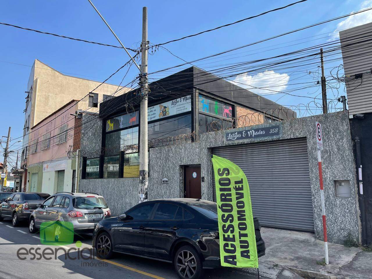 Alugo - Casa Comercial no Eldorado em Contagem/MG R$ 8.300,00