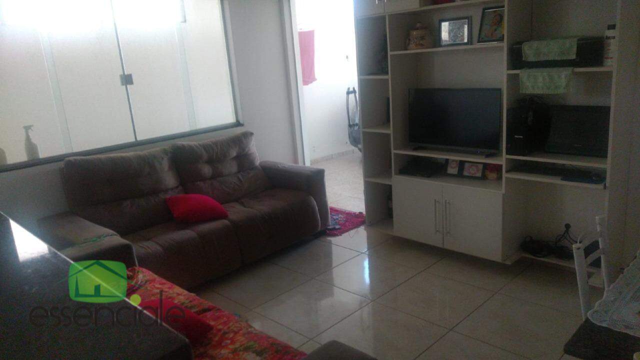 Casa Geminada 3 Quartos à Venda no Vila Cristina – Contagem