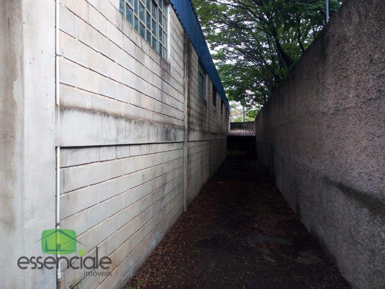 Alugo Galpão 400m² escritório e banheiros Próximo ao Cabral em Contagem/MG - R$ 10.000,00