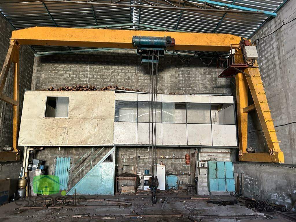 Alugo Galpão 360m² no Novo Riacho em Contagem/MG - R$ 15.000,00