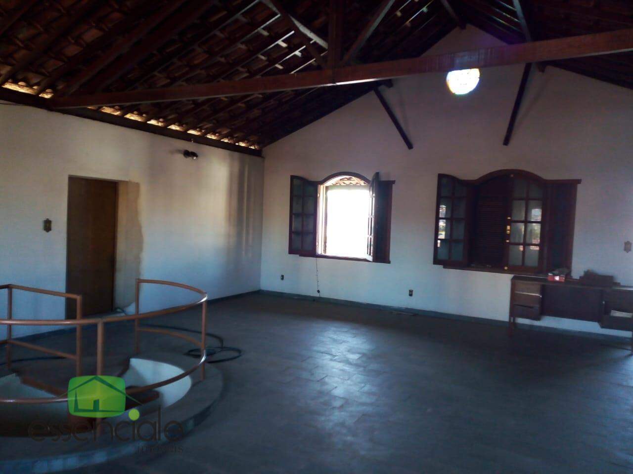 Alugo Casa 5 Quartos C/1 suíte e hidromassagem Jardim Riacho Contagem/MG - R$ 12.000,00