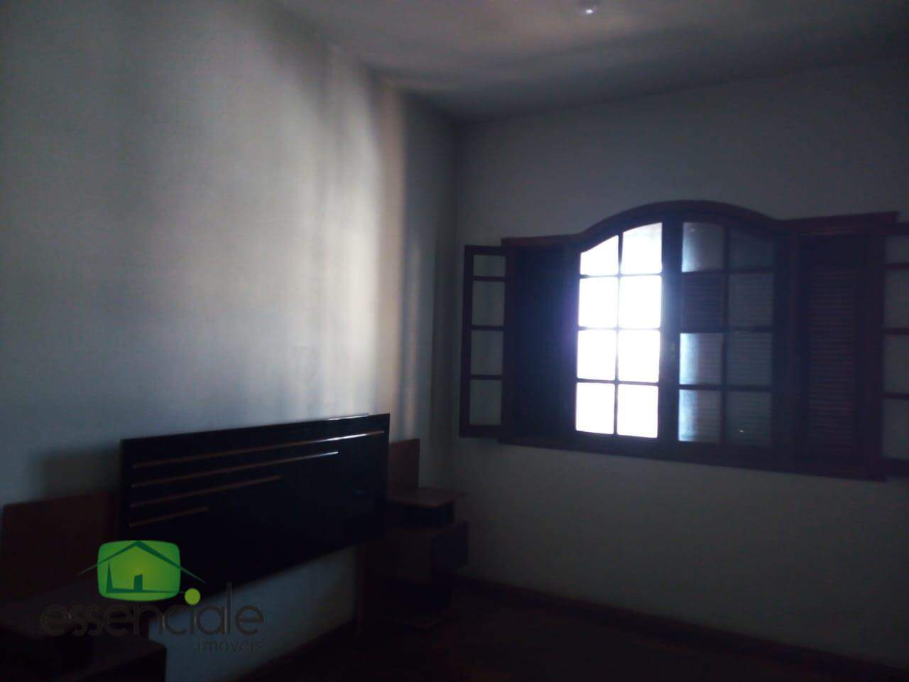 Alugo Casa 5 Quartos C/1 suíte e hidromassagem Jardim Riacho Contagem/MG - R$ 12.000,00